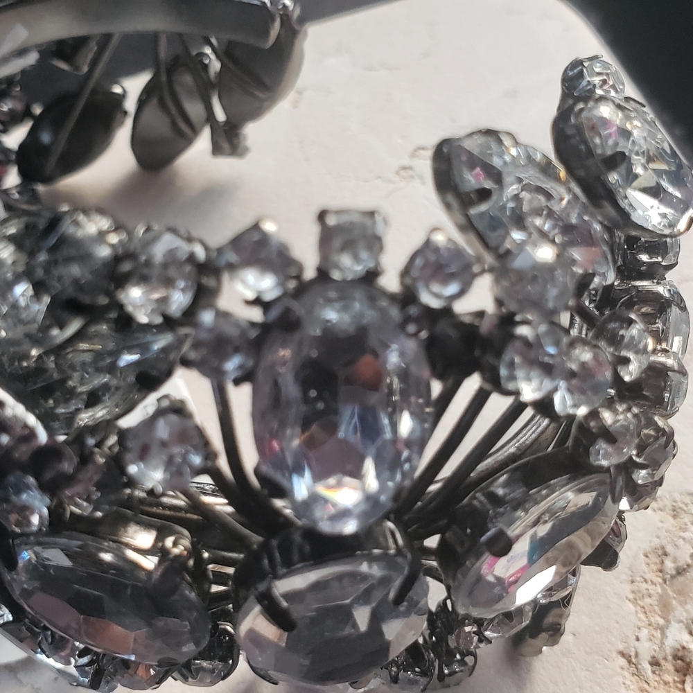 Rhinestone Set Adjustable Cuff Bracelet - image 7